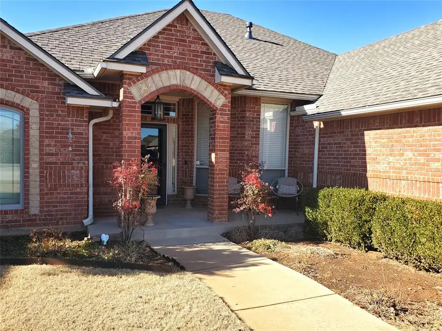 1117 Kelsi Drive, Moore, OK 73160 - Image #3
