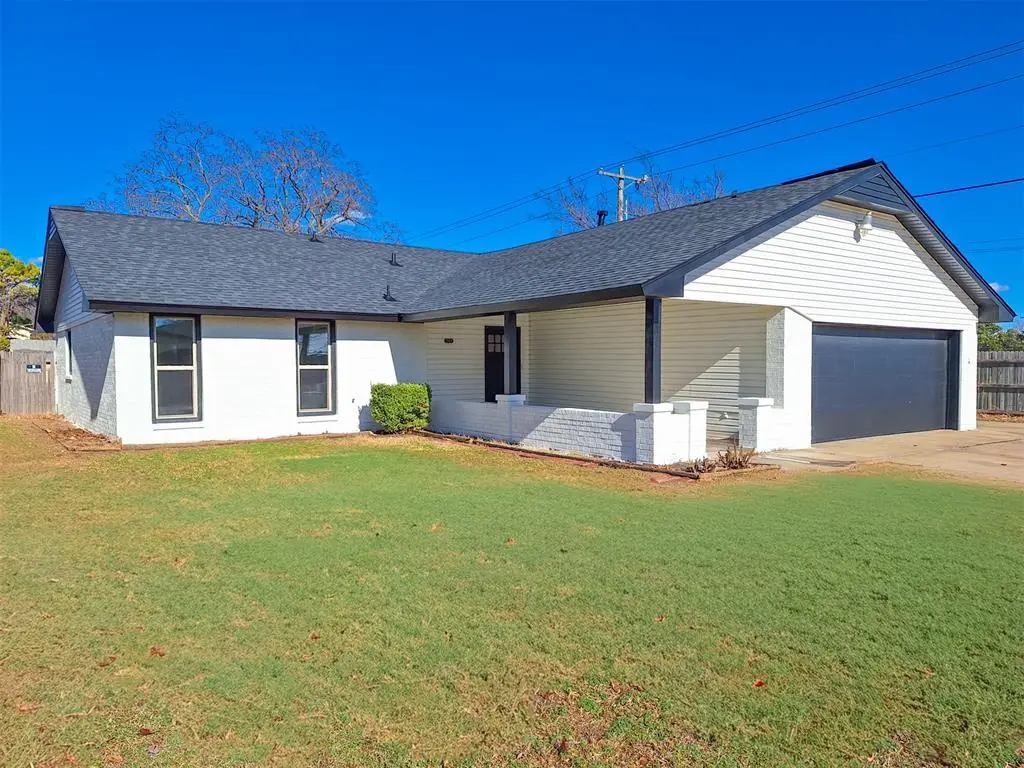 745 Wood Hollow Lane, Moore, OK 73160 - Image #1