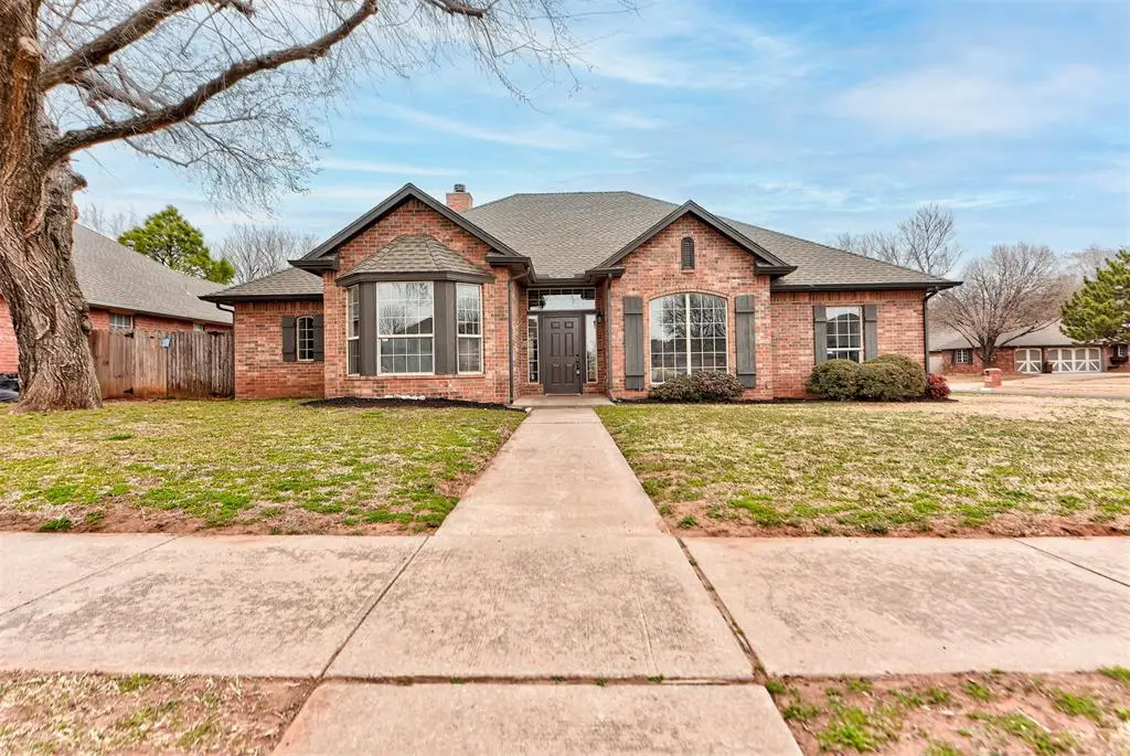 901 NW 179th Circle, Edmond, OK 73012 - #1