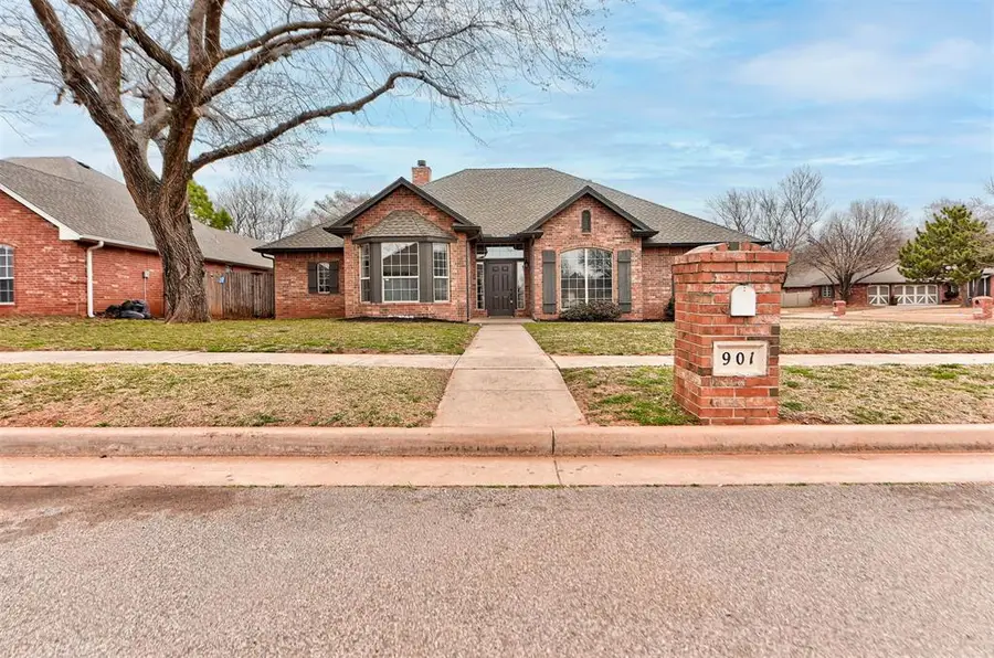 901 NW 179th Circle, Edmond, OK 73012 - #2