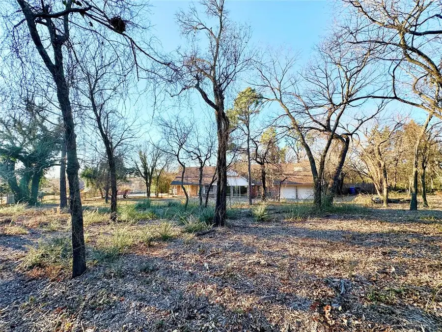 3101 Dogwood Drive, Edmond, OK 73013 - Image #2