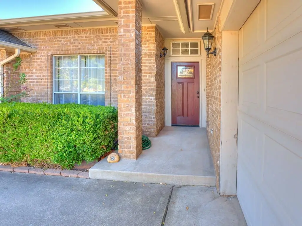3001 Weymouth Way, Norman, OK 73071 - Image #1