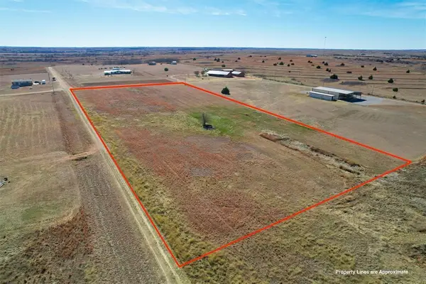 17 N Rural Road, Butler, OK 73625