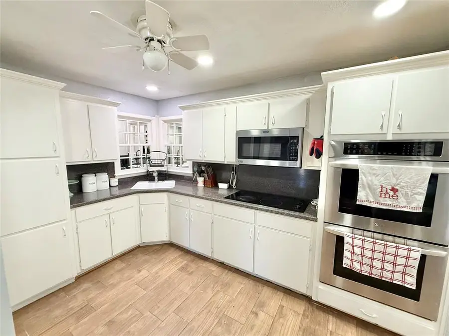 1504 N Hudson Street, Altus, OK 73521 - #3