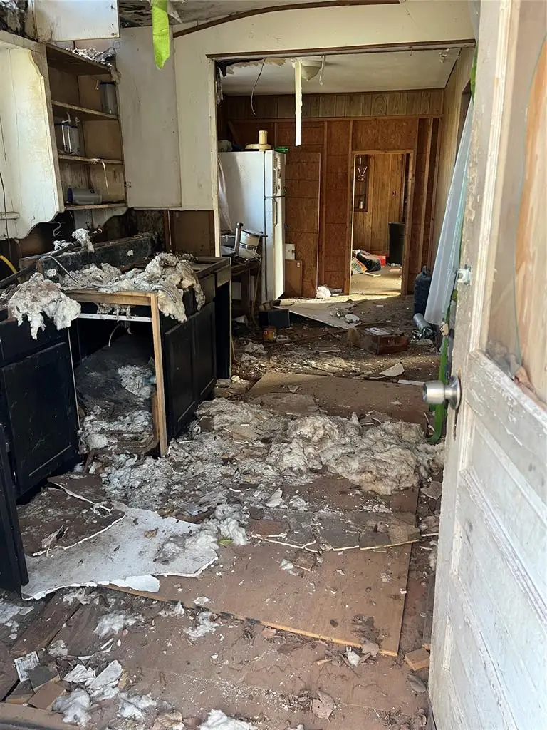 205 S Matthews Place, Oklahoma City, OK 73115 - Image #3