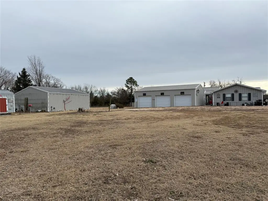 374010 E 1100 Road, Okemah, OK 74859 - Image #1