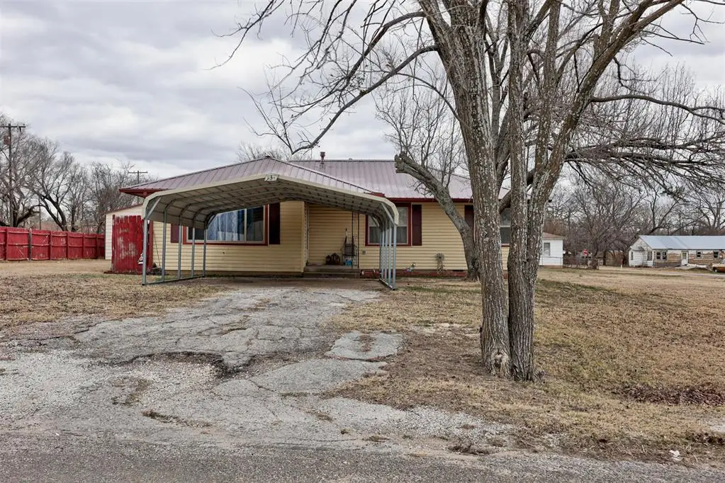 131 S Hyden, Stratford, OK 74872 - Image #1