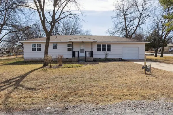 200 E Leslie Street, Pauls Valley, OK 73075