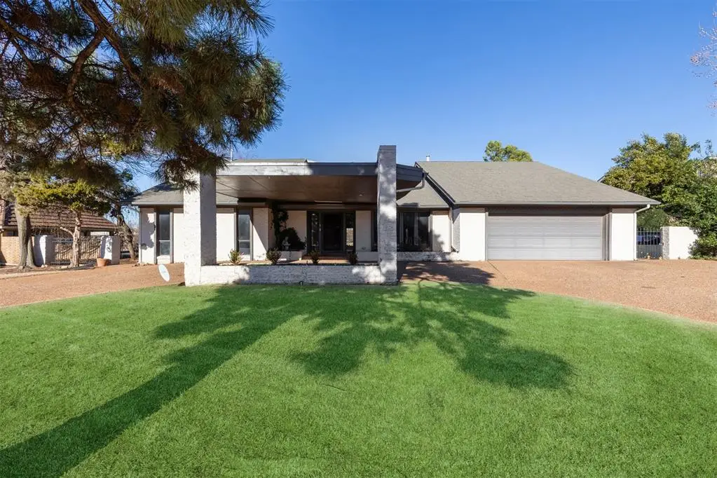 4313 Saint Thomas Drive, Oklahoma City, OK 73120 - #1