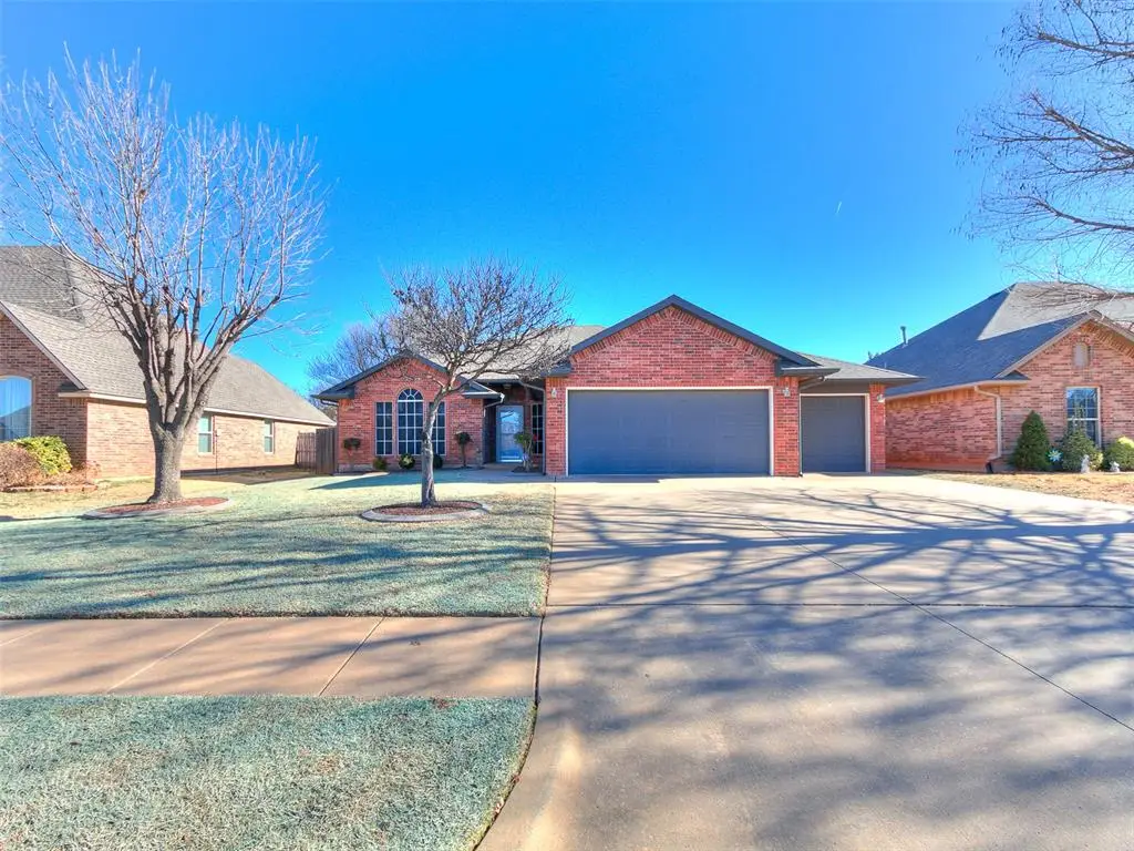 1116 N Savannah Terrace, Mustang, OK 73064 - Image #1