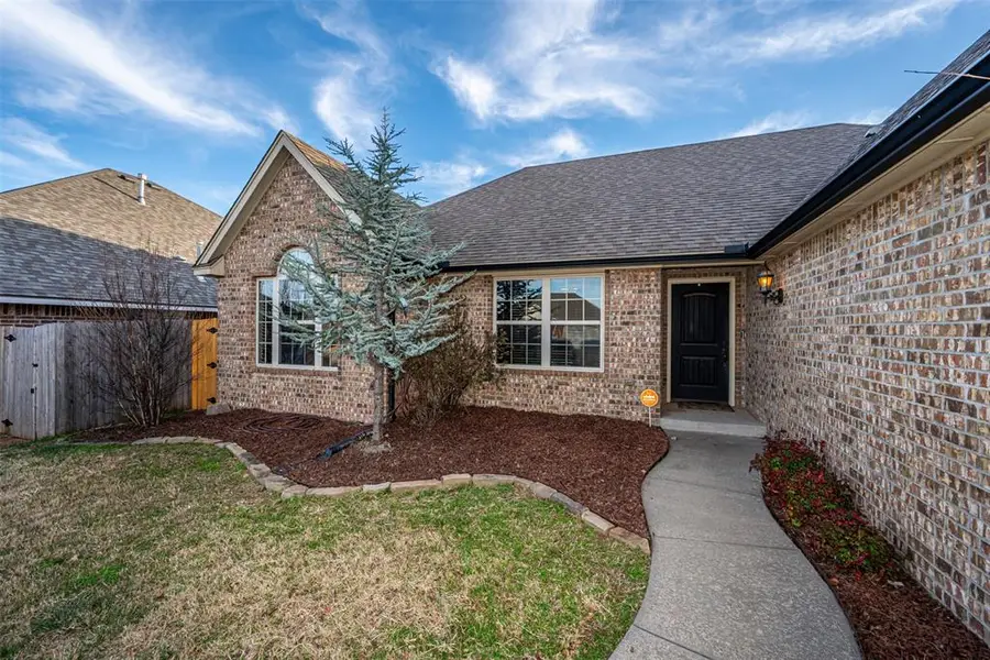 690 SW 12th Street, Moore, OK 73160 - Image #3