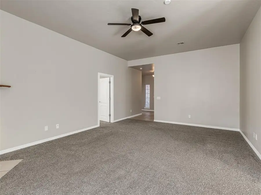 940 NE 28th Street, Moore, OK 73160 - Image #3