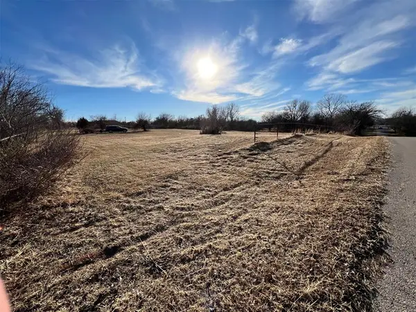 1816 Ranchwood Drive, Newcastle, OK 73065