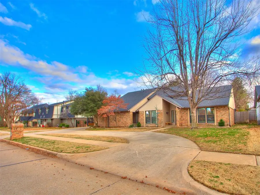 4022 Hidden Hill Road, Norman, OK 73072 - Image #3