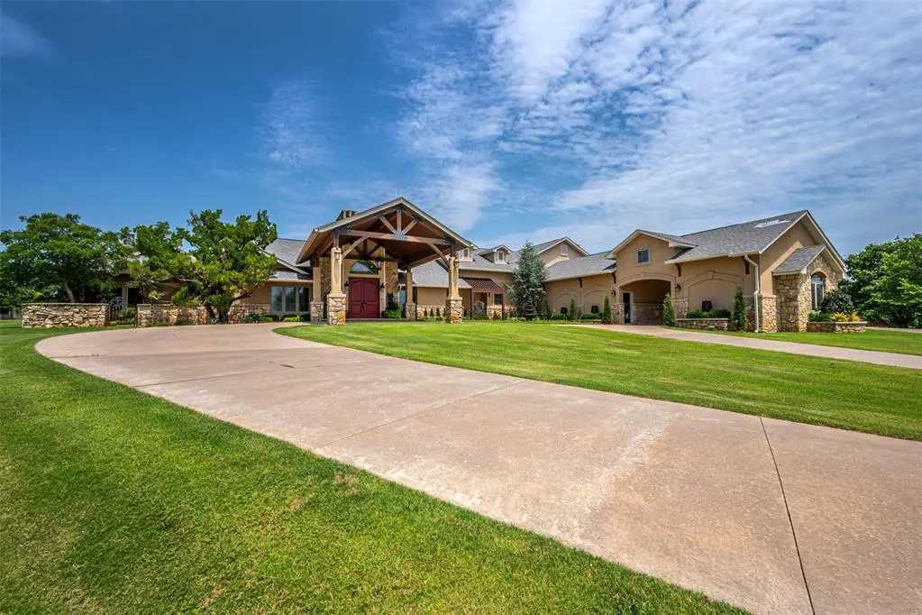 1701 Woodhill Road, Edmond, OK 73025 - #1