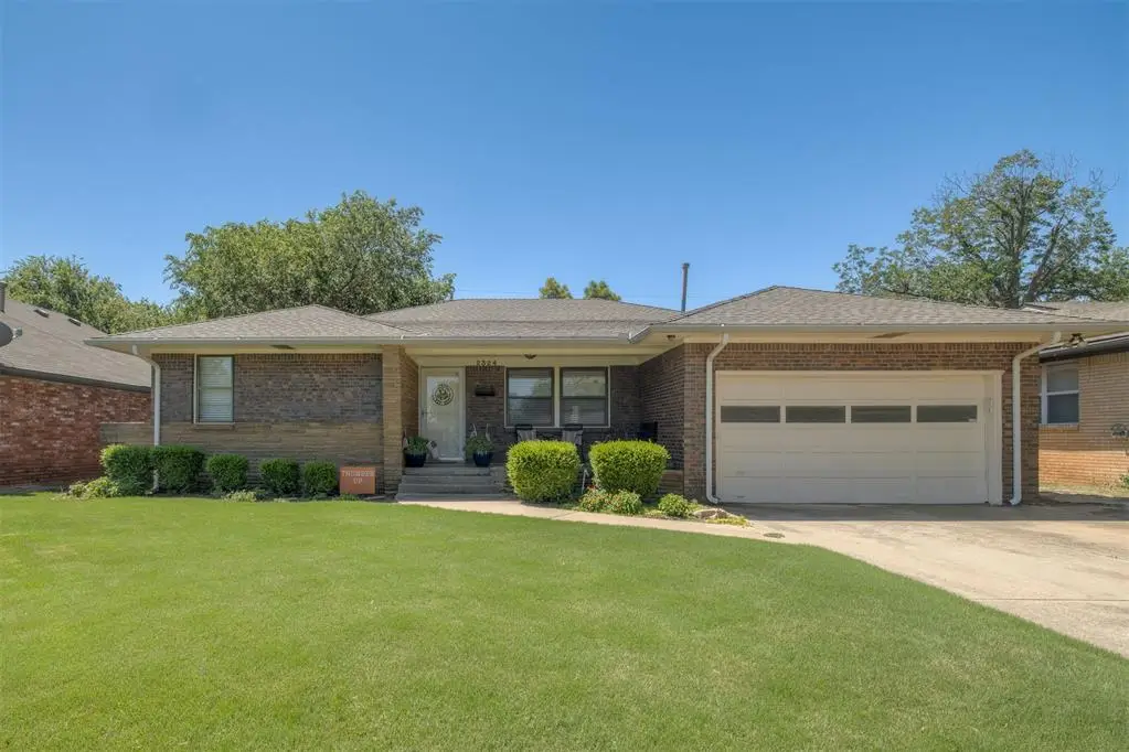 2324 Carlton Way, The Village, OK 73120 - Image #1