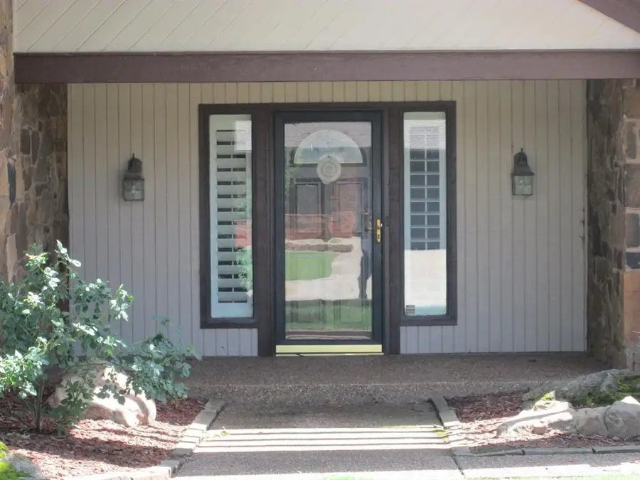 4404 Tamarisk Drive, Oklahoma City, OK 73120 - Image #2