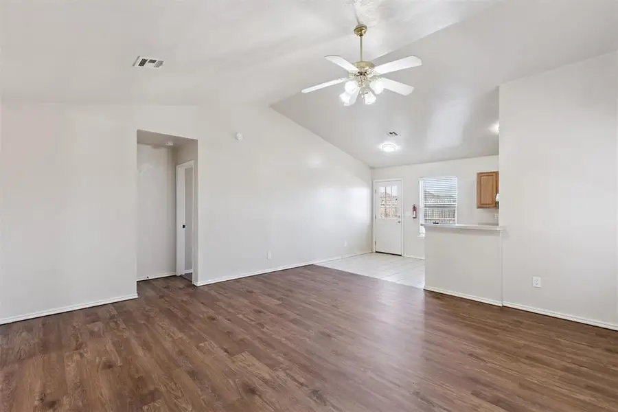 602 Welston Circle #604, Norman, OK 73071 - Image #3