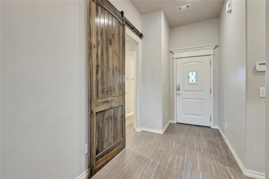 717 Windy Lane, Yukon, OK 73099 - Image #3