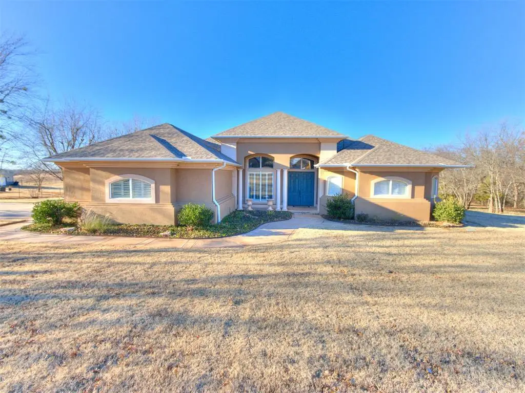 815 River View Drive, Norman, OK 73071 - Image #1