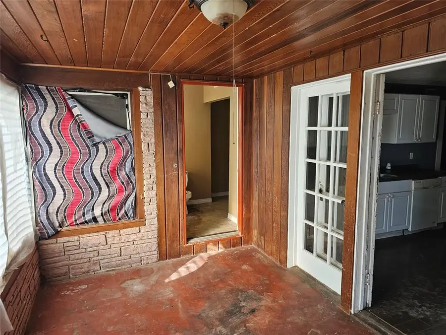 1411 S 11th Street, Chickasha, OK 73018 - Image #3