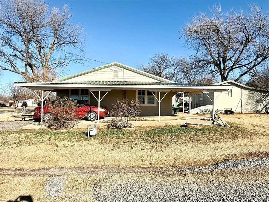 707 S Main Street, Grandfield, OK 73546 - Image #3