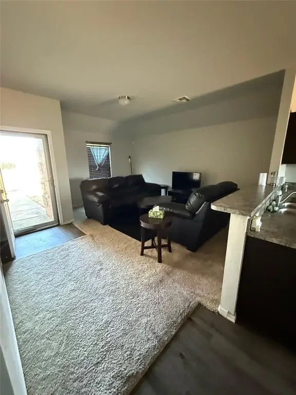 10212 Hidden Village Drive, Oklahoma City, OK 73120 - Image #3