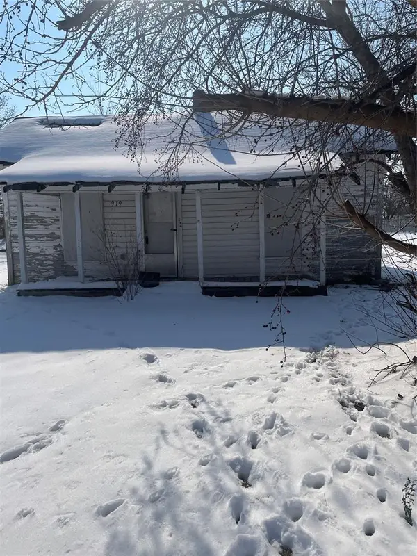 919 W Padon Avenue, Blackwell, OK 74631