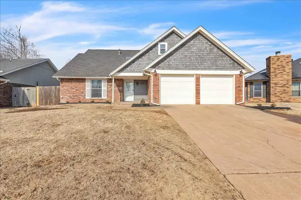 1313 Jamestown, Edmond, OK 73003