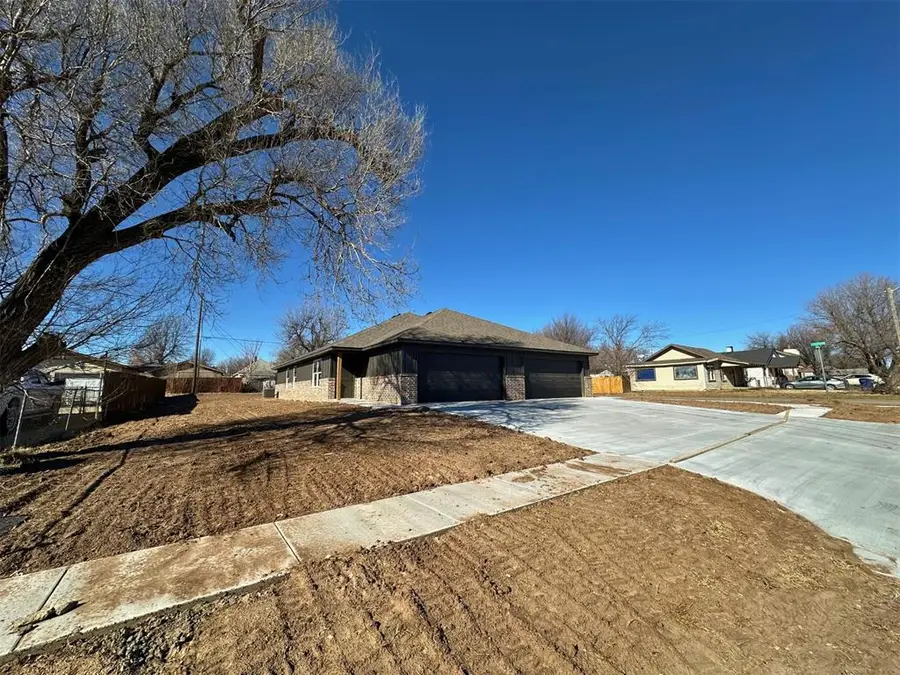 1402 S Jensen Avenue, El Reno, OK 73036 - Image #2
