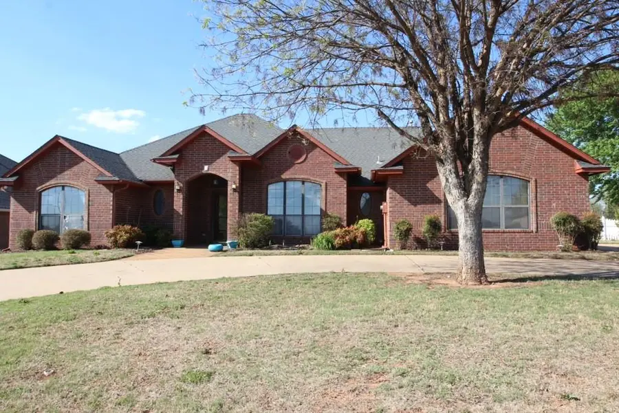 1530 Canyon Bluff Road, Guthrie, OK 73044 - #2