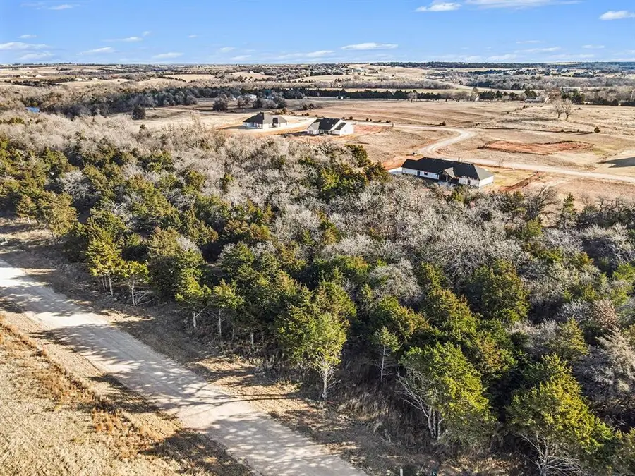 1041 Meadow Park Road, Guthrie, OK 73044 - Image #3