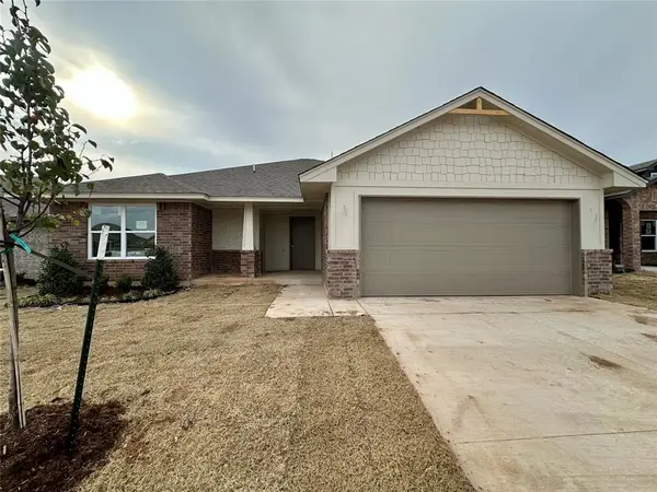 1013 Redwood Creek Drive, Yukon, OK 73099