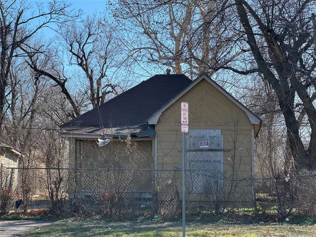 1618 NW 3rd Street, Oklahoma City, OK 73106 - #1