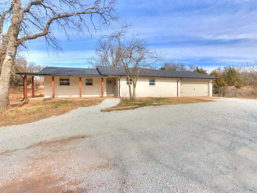 14004 S Dobbs Road, McLoud, OK 74851 - Image #1