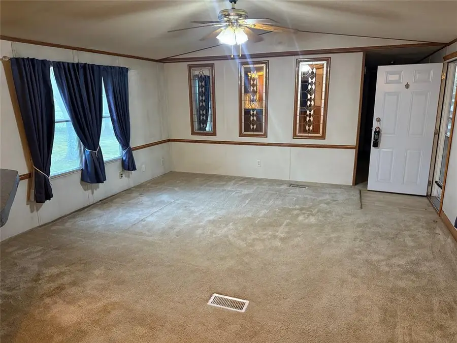 409 W Francis Street, Wetumka, OK 74883 - #2