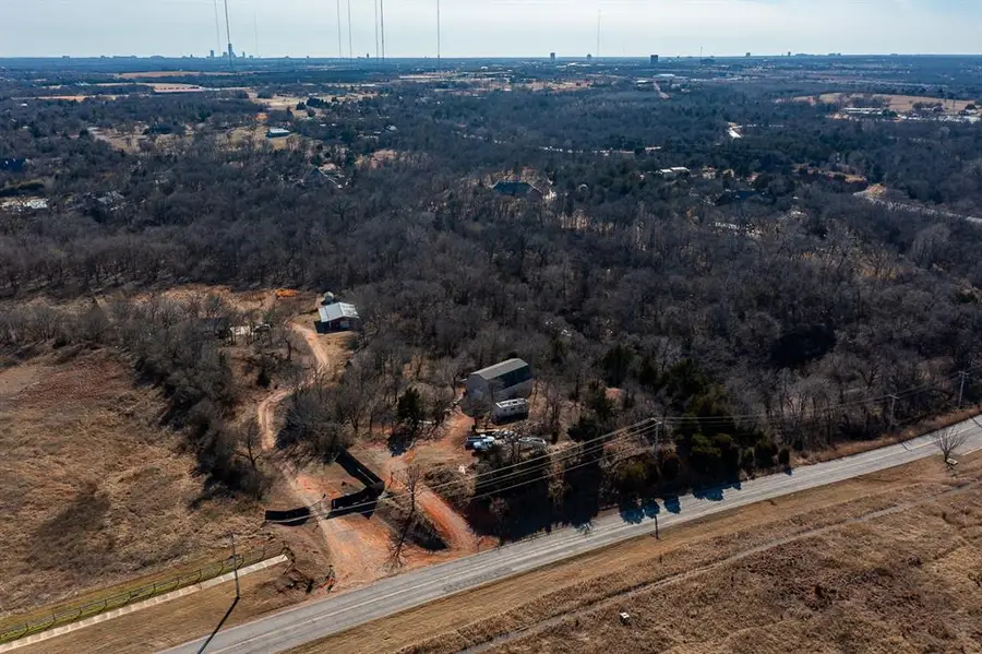 2204 NE 122nd Street, Edmond, OK 73013 - #3