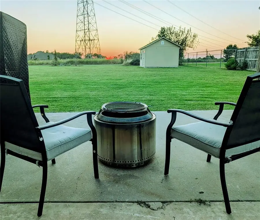 1045 Belmonte Place, Yukon, OK 73099 - Image #2