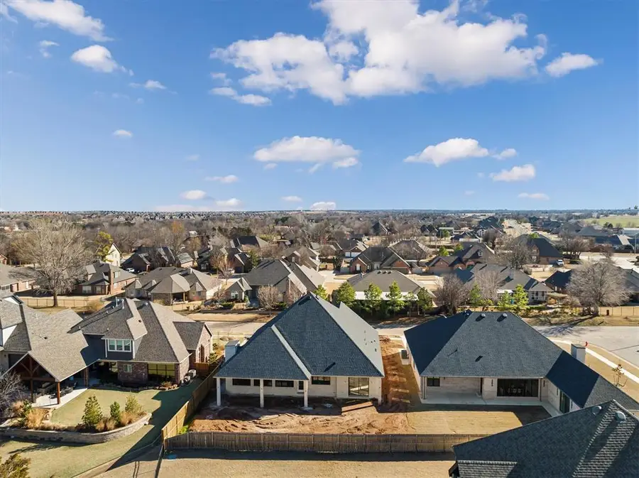 10045 SW 27th Street, Yukon, OK 73099 - #2