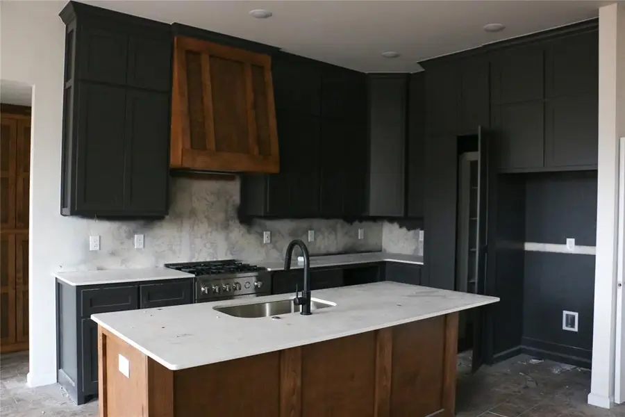 626 Honey Springs Lane, Shawnee, OK 74804 - Image #3