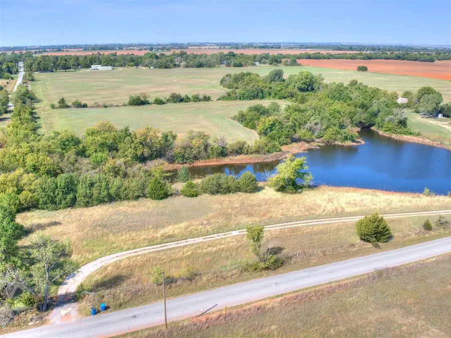 215 N Cemetery Road, Tuttle, OK 73089 - Image #3