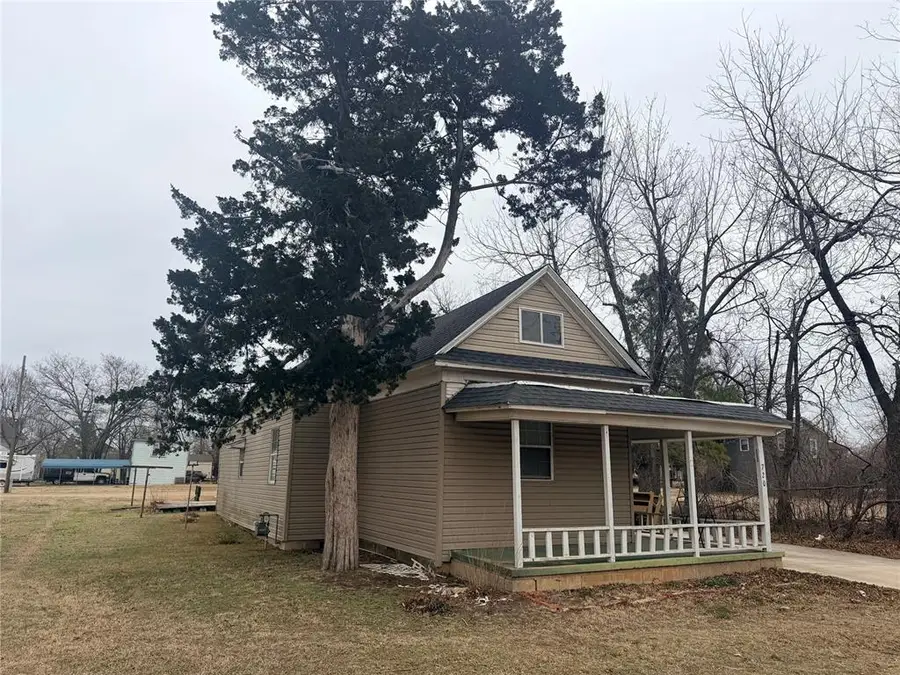 720 N Boulevard Street, Edmond, OK 73034 - #2