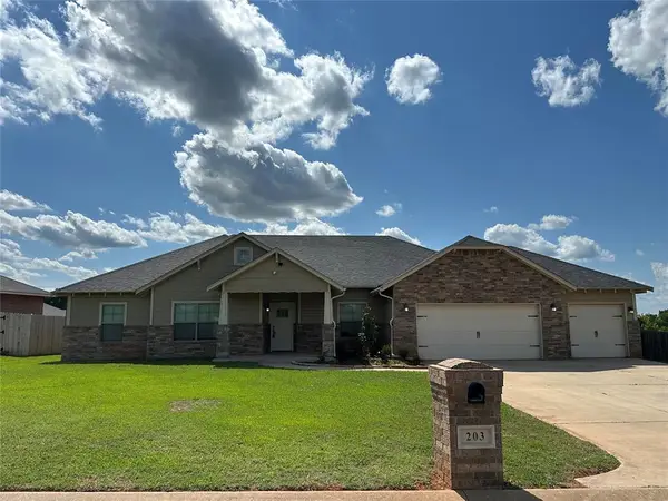 203 N Lyla Glen Drive, Washington, OK 73093