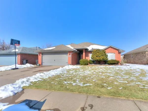 905 SE 38th Street, Moore, OK 73160