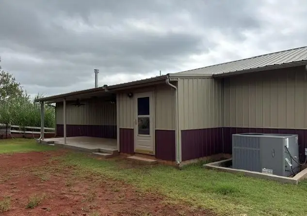 9887 N 2131 Road, Foss, OK 73647 - #2