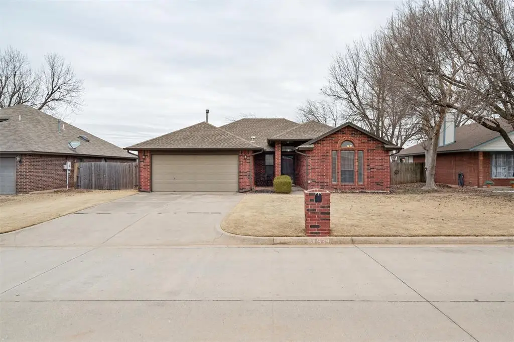 939 W Ridgehaven Way, Mustang, OK 73064 - #1