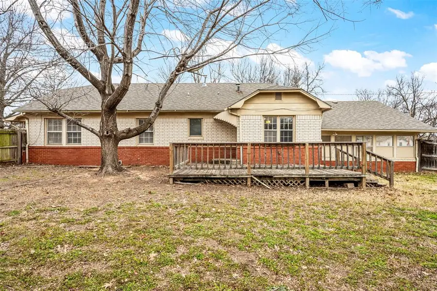 402 S Broadway Street, Marlow, OK 73055 - #2