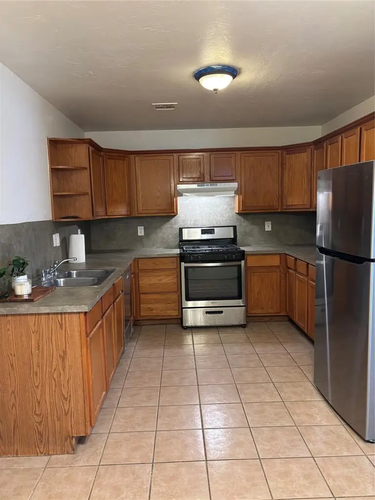 204 NW 91st Street, Oklahoma City, OK 73114 - Image #3