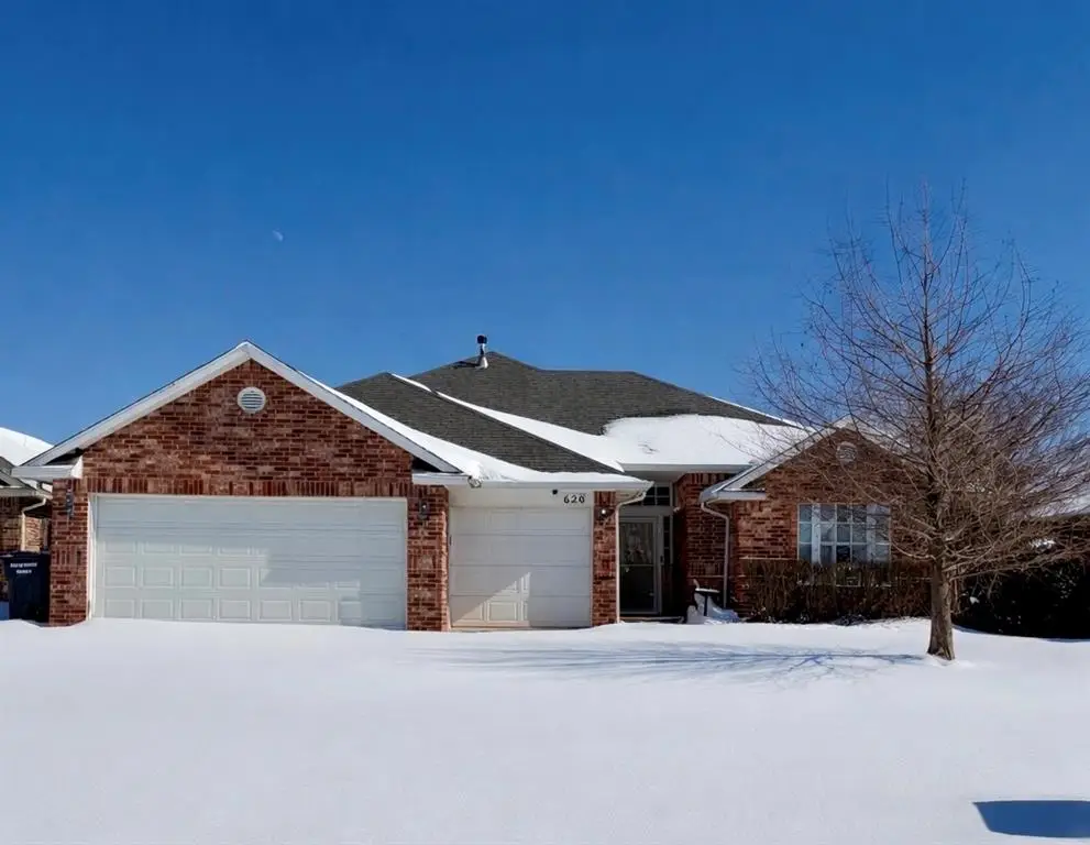 620 Allison Lane, Moore, OK 73160 - Image #1