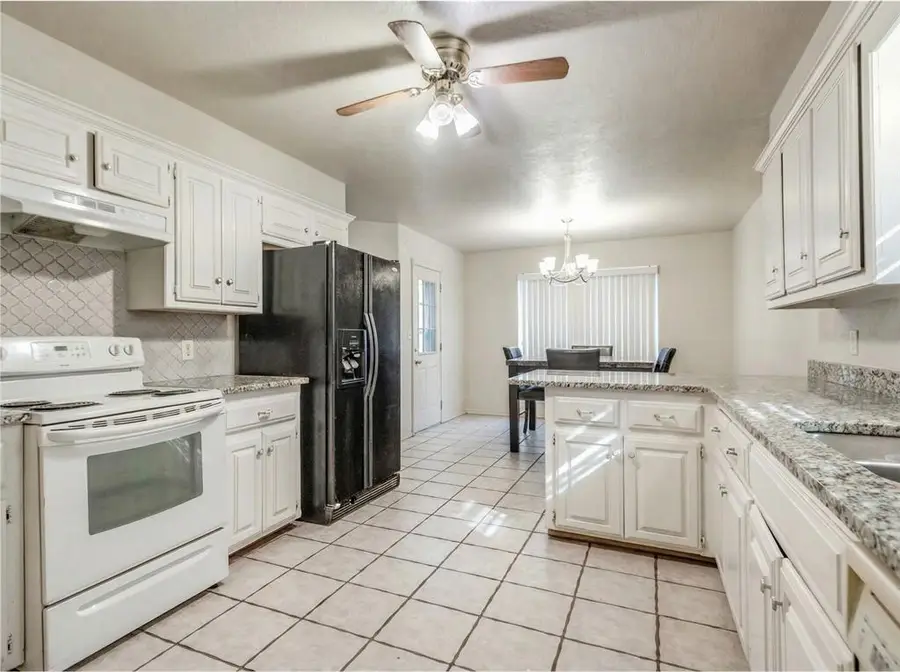 1123 Mayes Street, Purcell, OK 73080 - #3